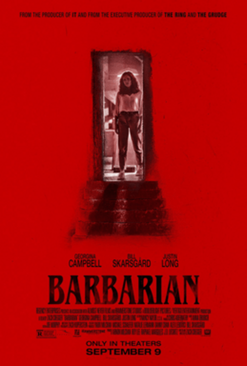 Cartelera oficial de Barbarian: Terror inmobiliario de Airbnb y sótanos sin fin