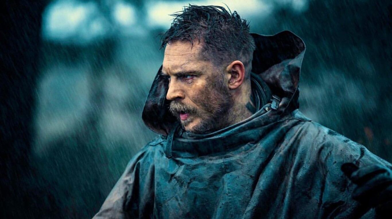 Taboo: El Imperio de las Sombras donde Tom Hardy Juega a Ser Fantasma (y Casi lo Consigue)