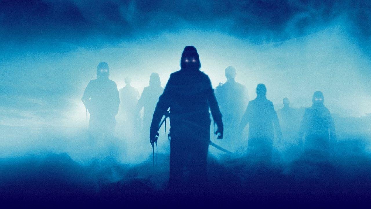 La Niebla (The Fog): Fantasmas marineros, bruma luminosa y cuentos de hoguera